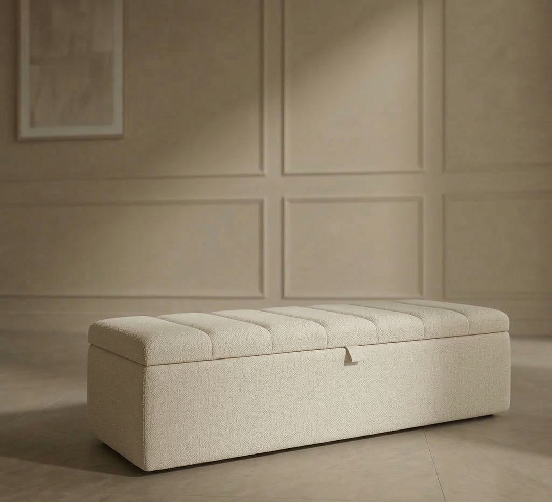 The Lille Blanket Box